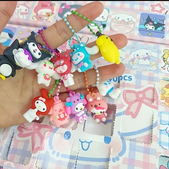 Sanrio Mini Keychains - Picture 4 of 7